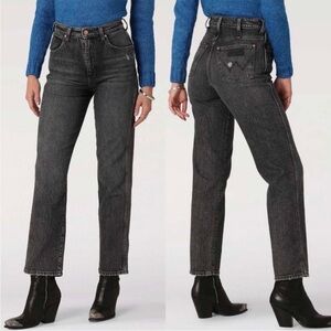 NWT Wrangler Mom Straight High Rise Jeans in Stargazer Wash Grey
